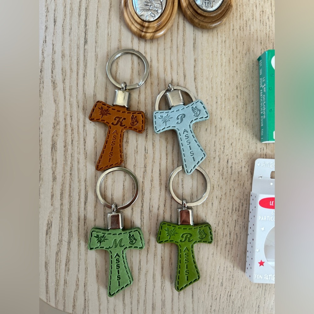 Catholic items bundle - Picture 2 of 8